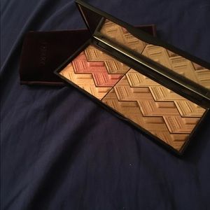 By Terry Sun Designer Palette